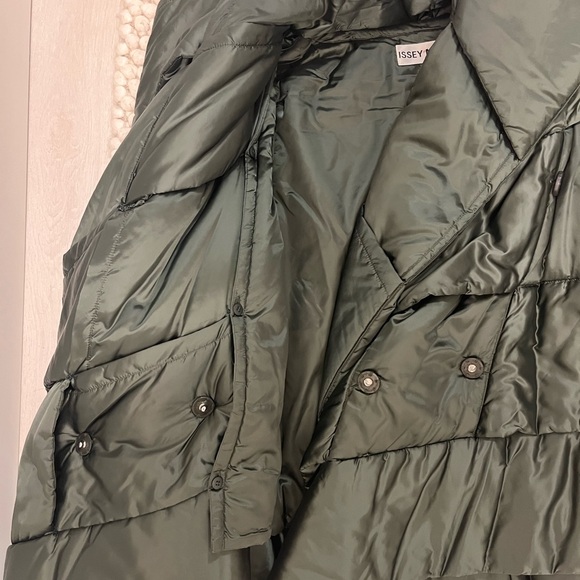Vintage Issey Miyake Dark Green Puffer Jacket - Picture 4 of 8